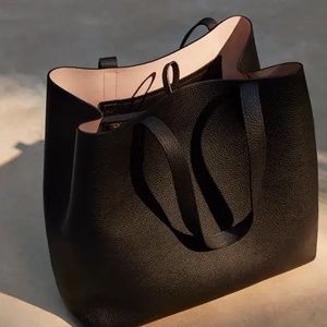 Cuyana Black Structured Tote